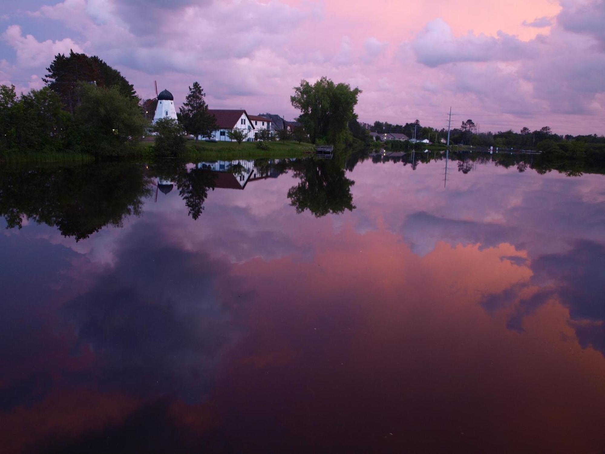 Riverside Motel Hayward Zewnętrze zdjęcie